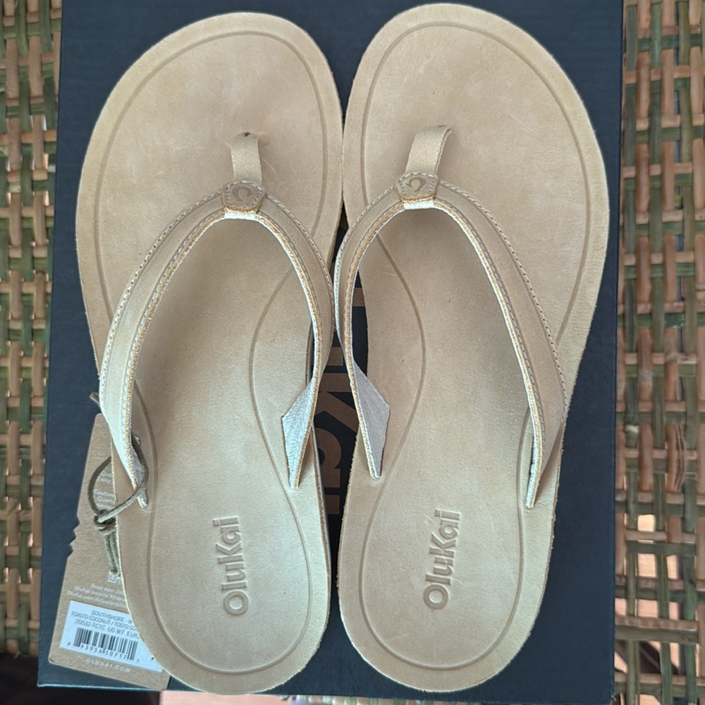 🥥 OluKai Southshore Sandal NIB